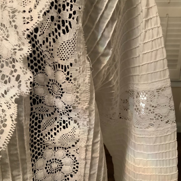 Beautiful Mexican Top Small - Picture 14 of 16